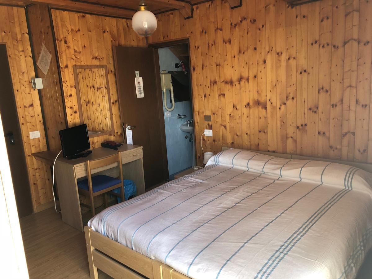 Albergo La Perla Craveggia 外观 照片